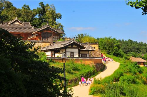 Gyeongju's Yangdong Village